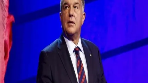 塞爾塔2-0遭馬德里競技逆轉，蘇亞雷斯與卡拉斯科繼續貢獻進球